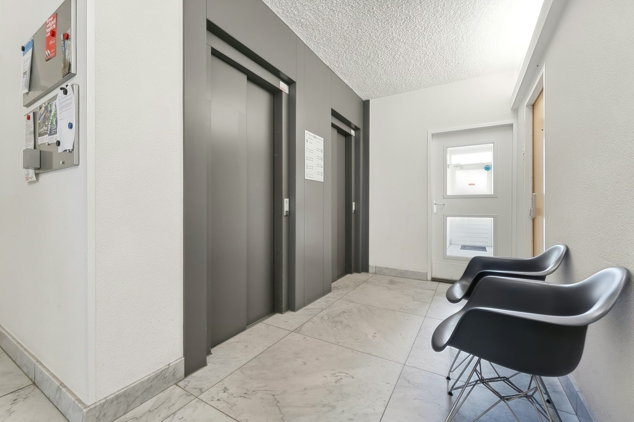 Photo 30 of Prins Mauritslaan 2-0009