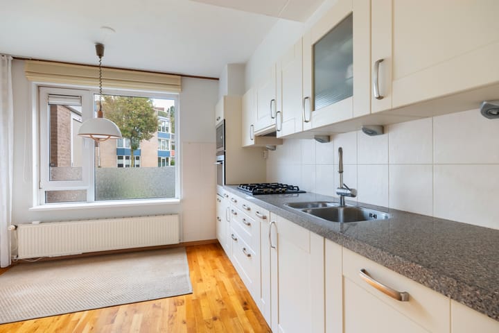 Tussenwoning te koop: De Brink 4, Zeist