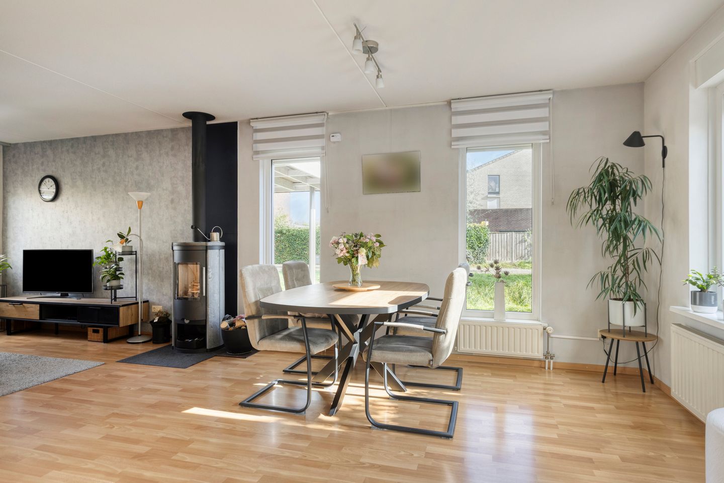 Photo 10 of Ratelaarstraat 1