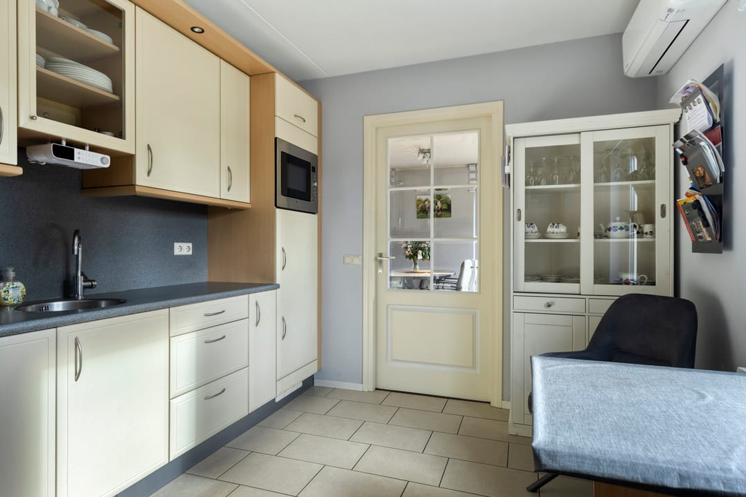 Photo 13 of Ratelaarstraat 1