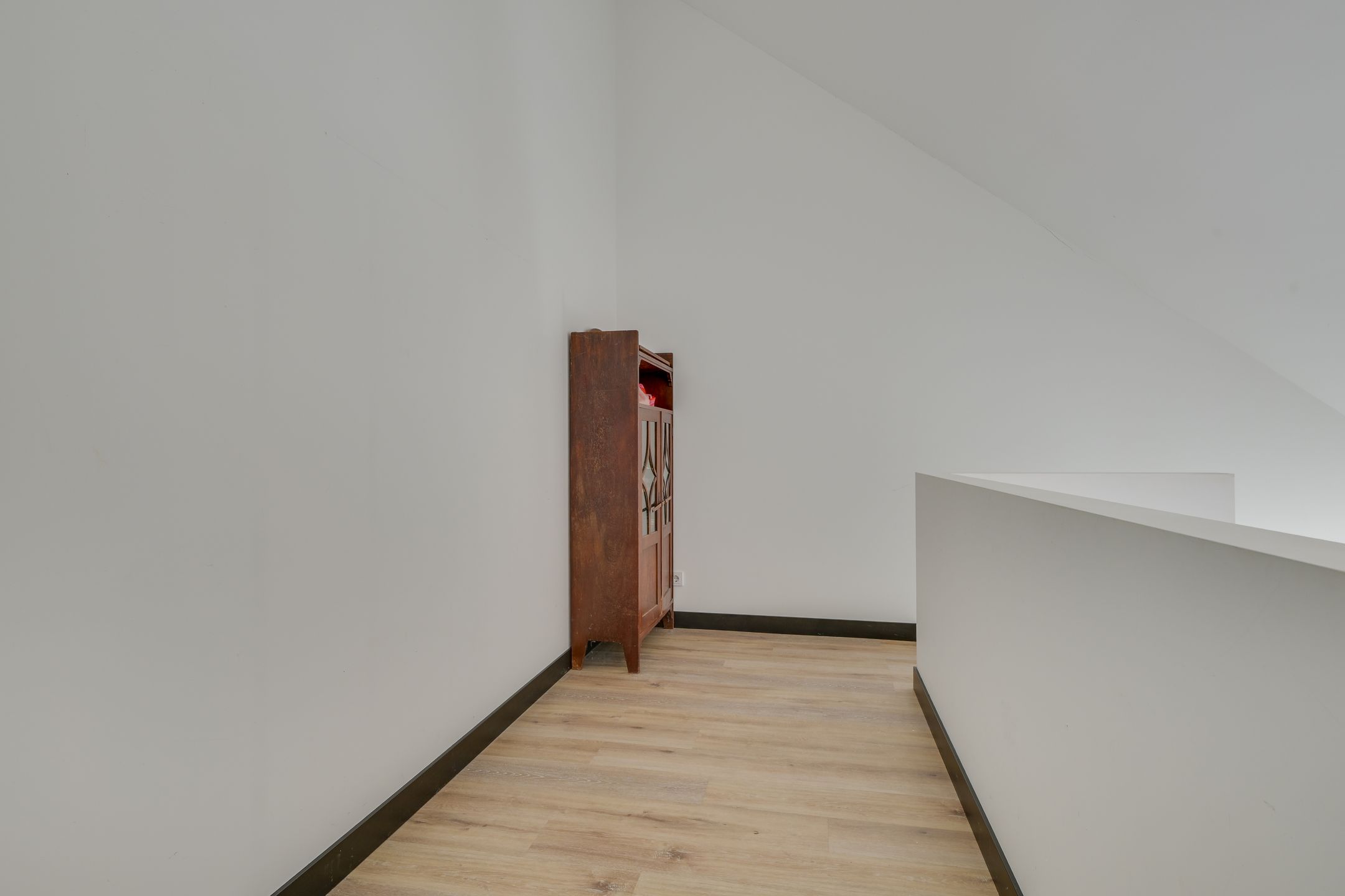 Photo 21 of Dam 6