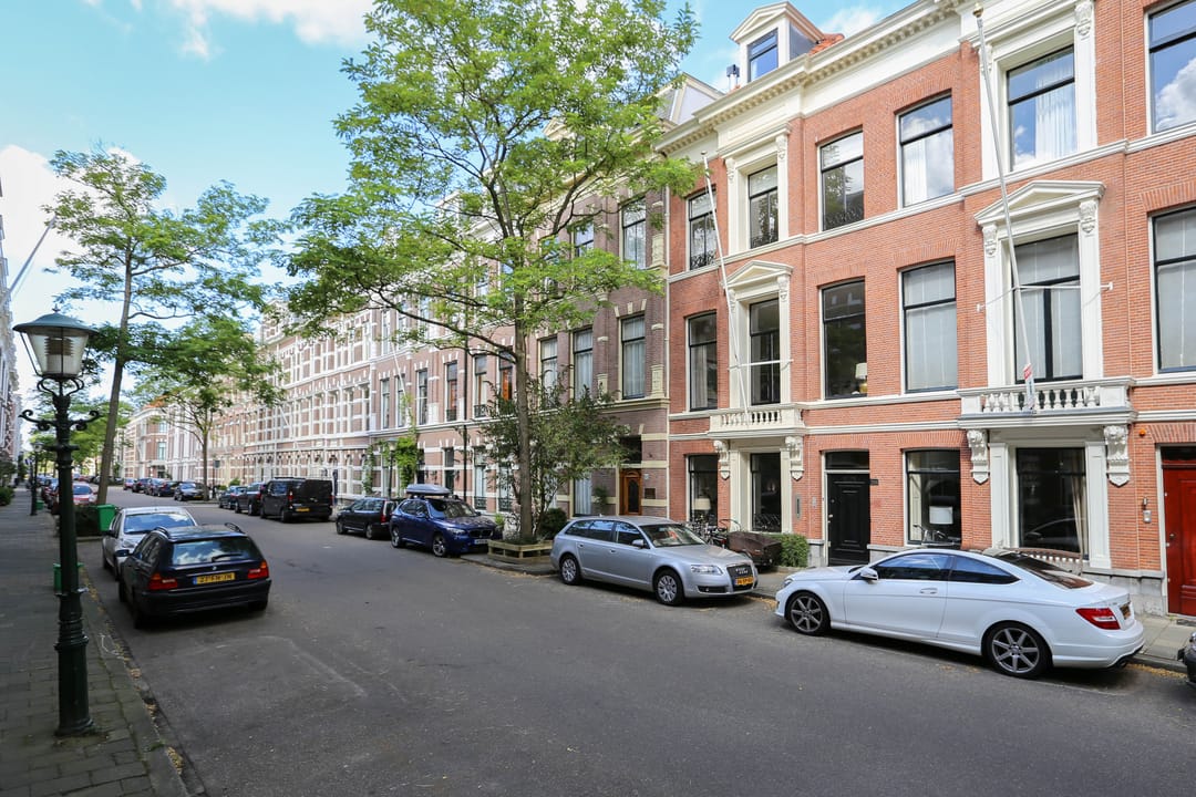 Photo 47 of Riouwstraat 200