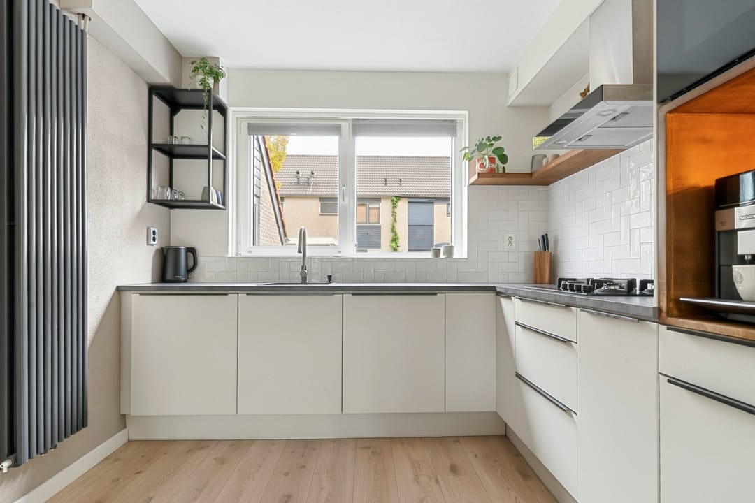 Photo 11 of Tirolstraat 34