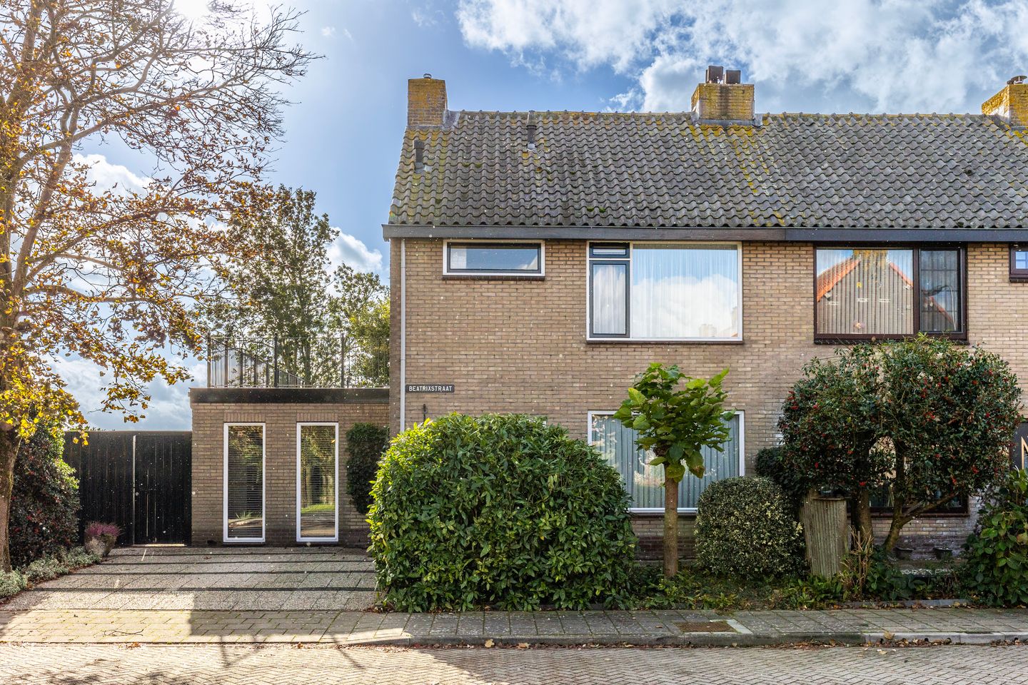 Photo 5 of Beatrixstraat 12