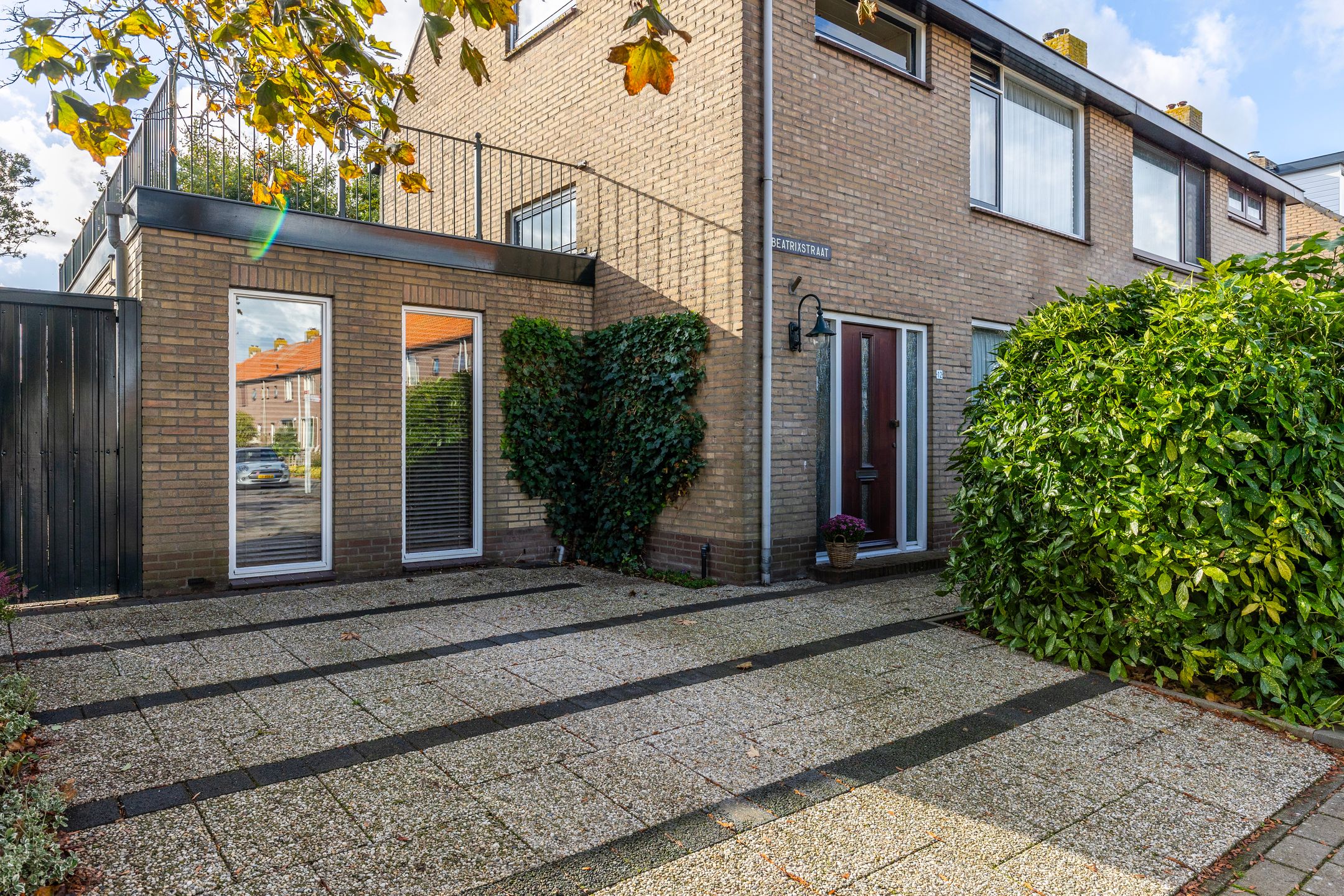 Photo 6 of Beatrixstraat 12