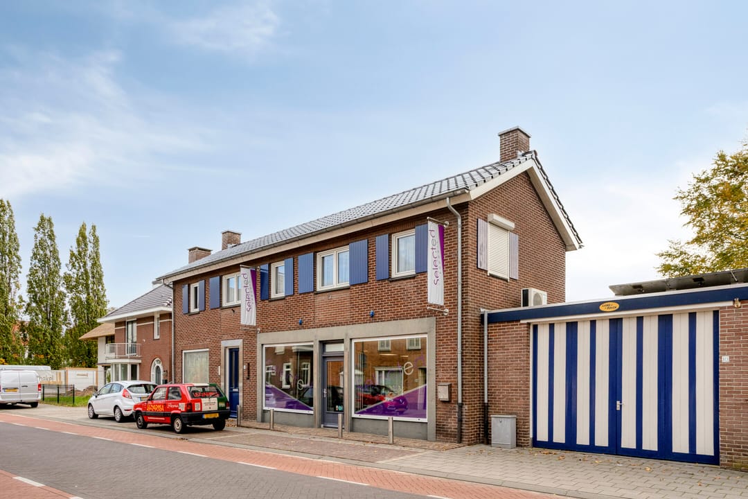 Photo 43 of Brugstraat 1