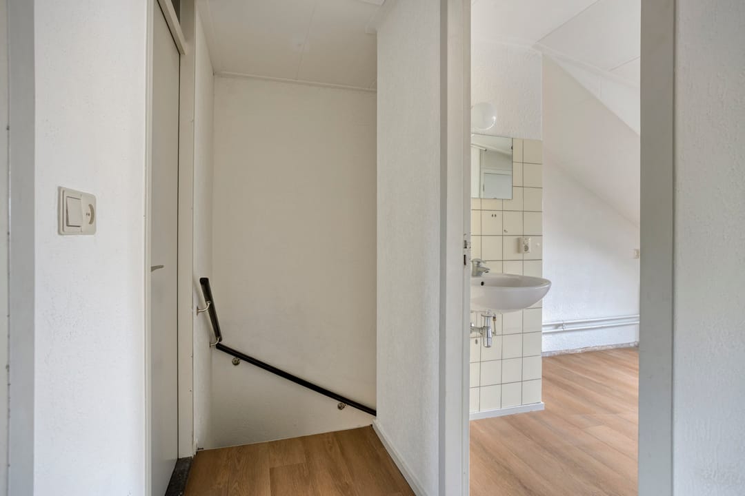 Photo 32 of Brugstraat 1