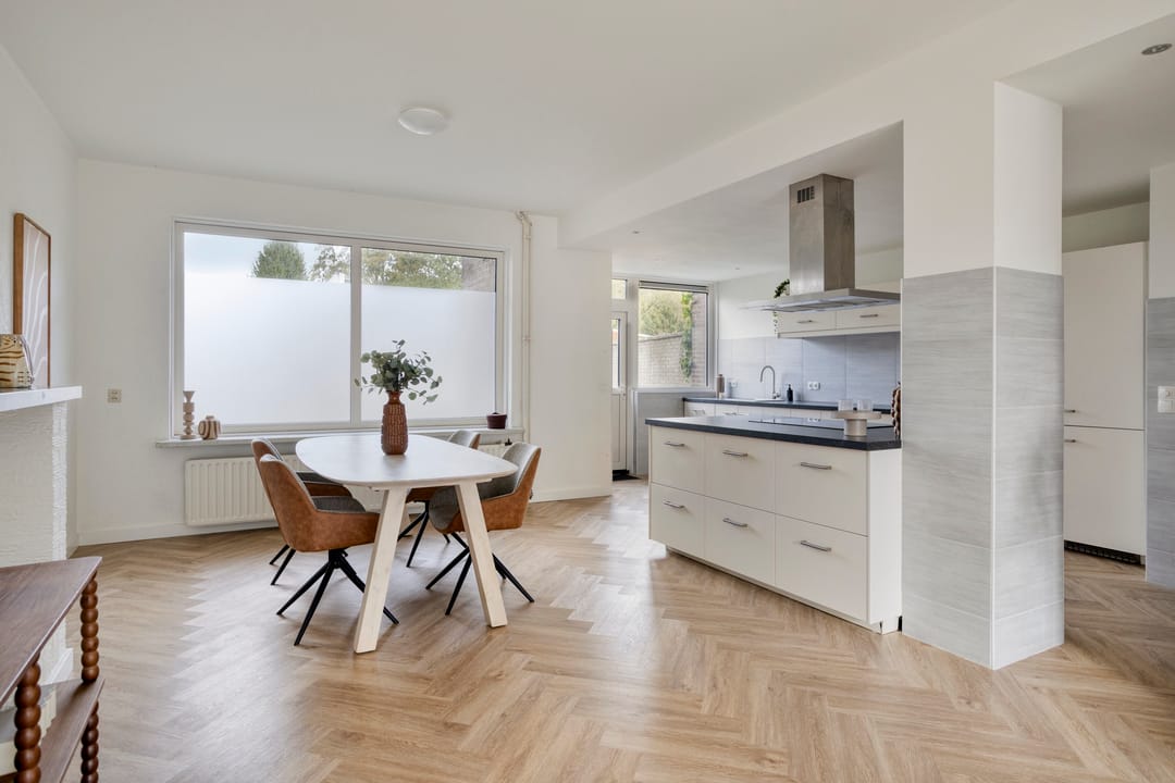 Photo 13 of Brugstraat 1
