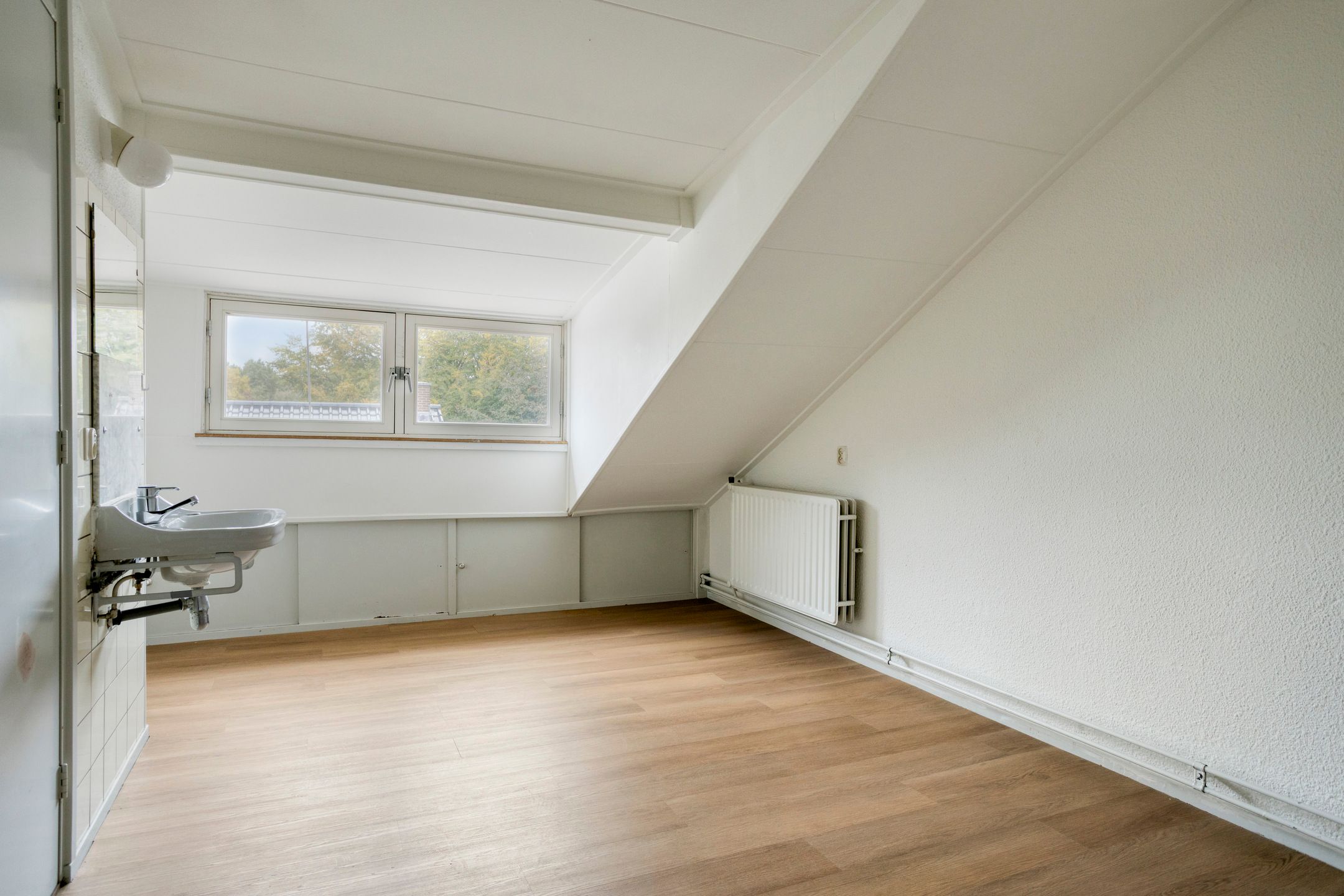 Photo 33 of Brugstraat 1
