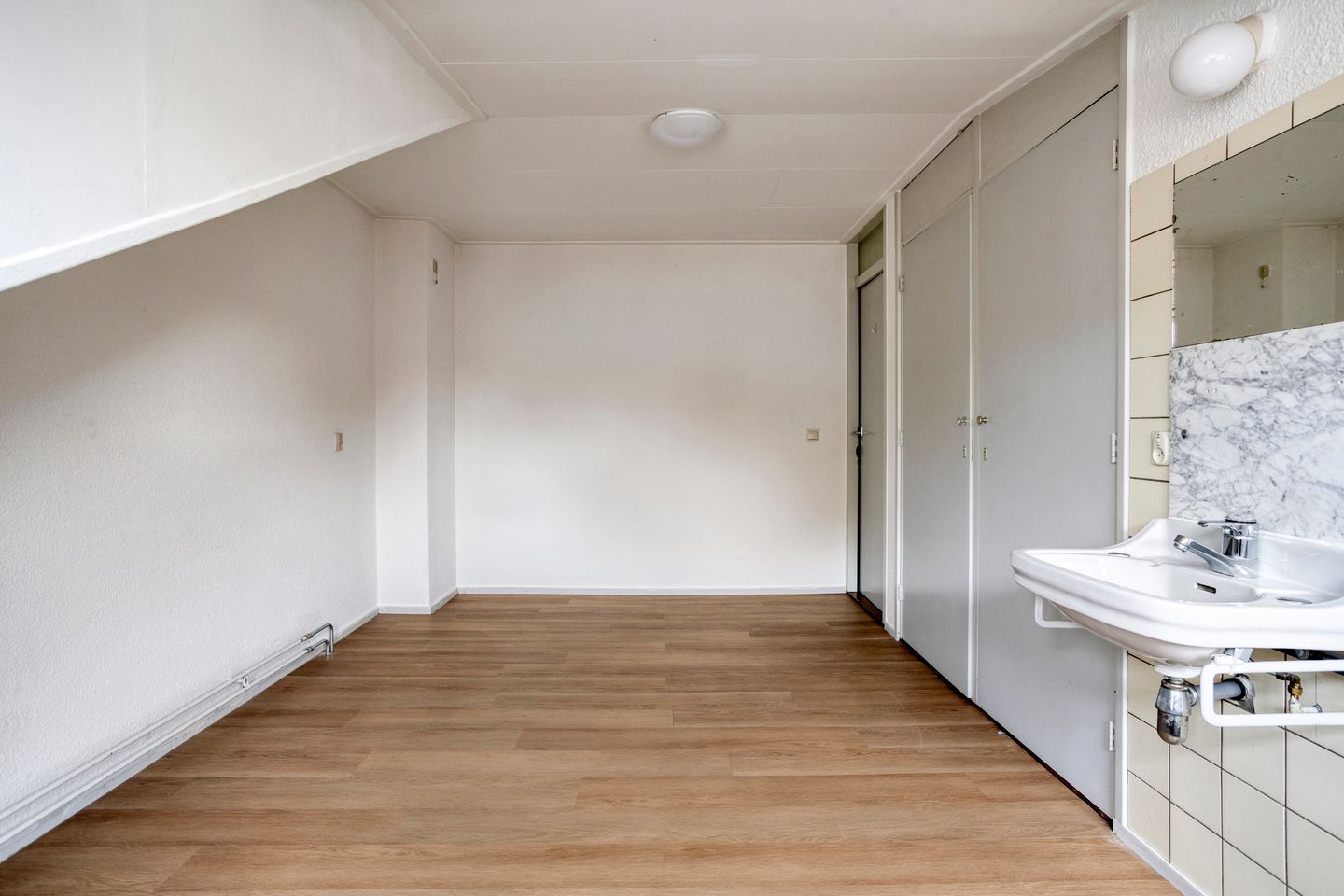 Photo 34 of Brugstraat 1