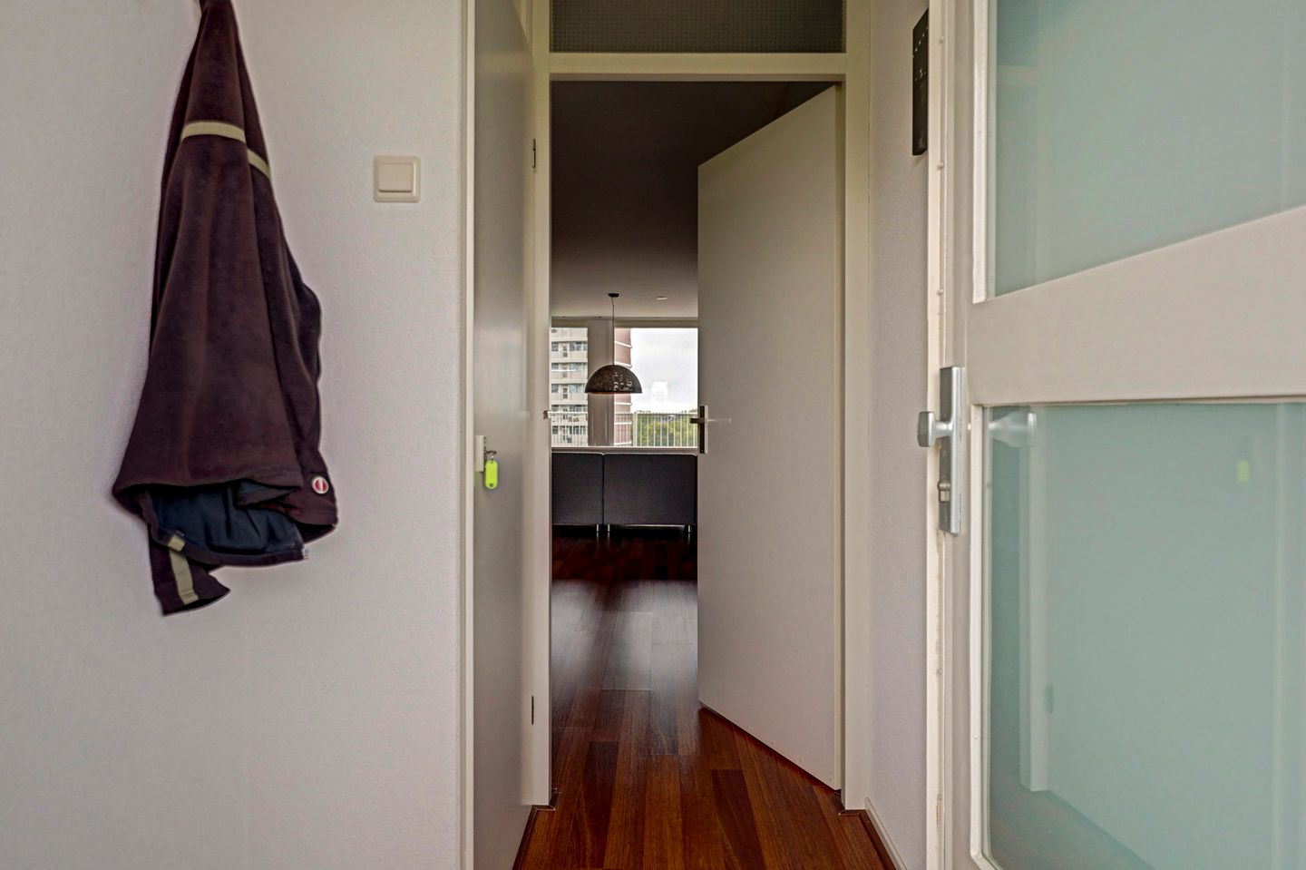 Photo 14 of Curieplaats 387
