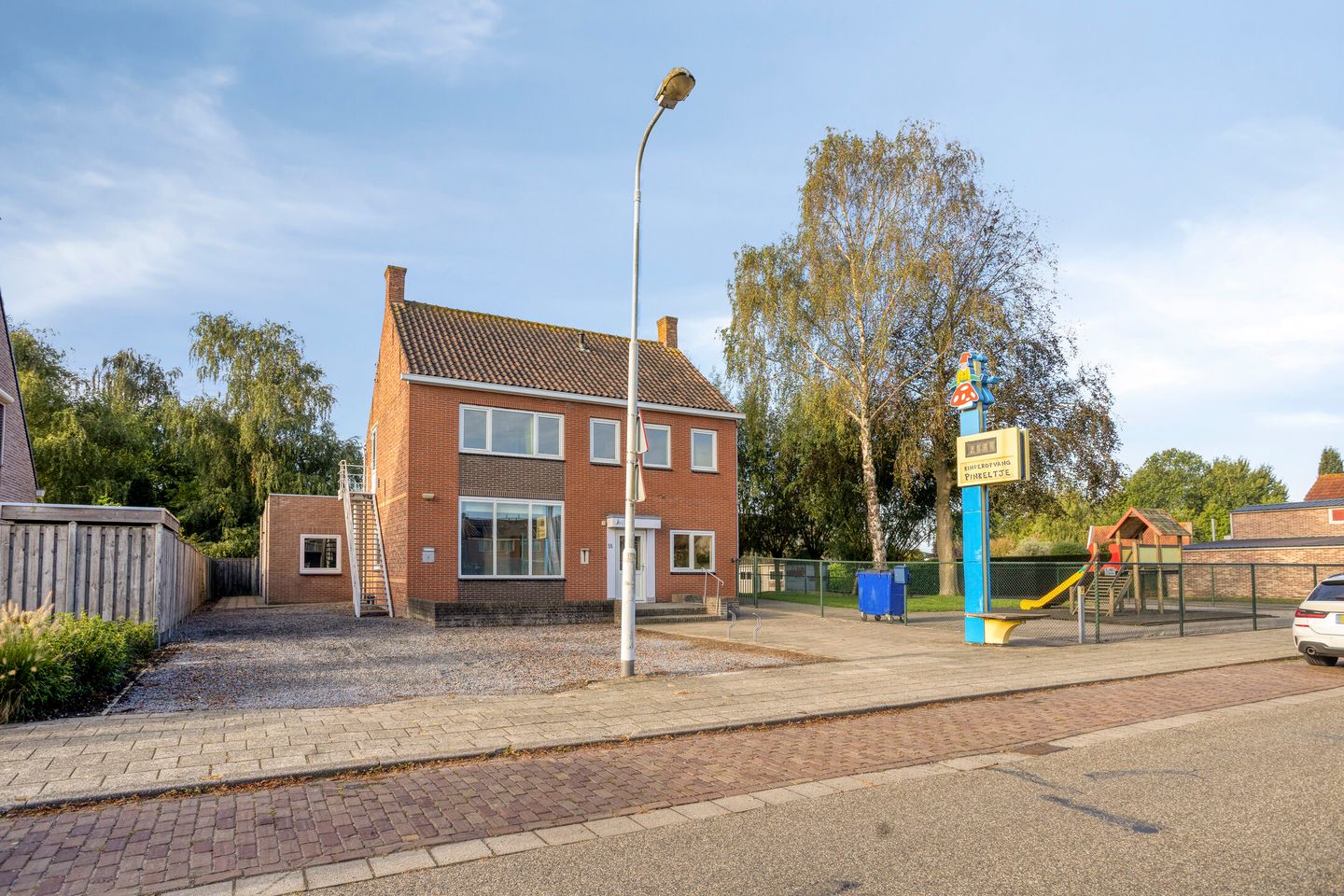 View photo 3 of Bossestraat 55