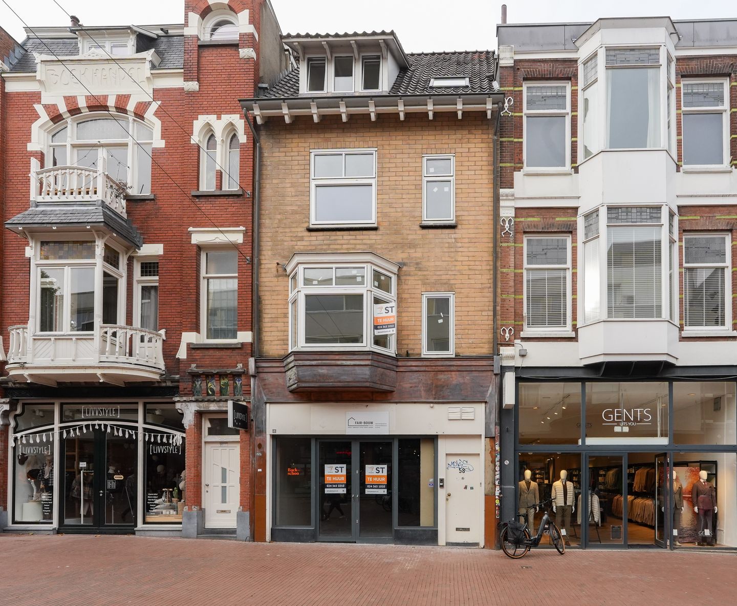 Bekijk foto 1 van Molenstraat 60