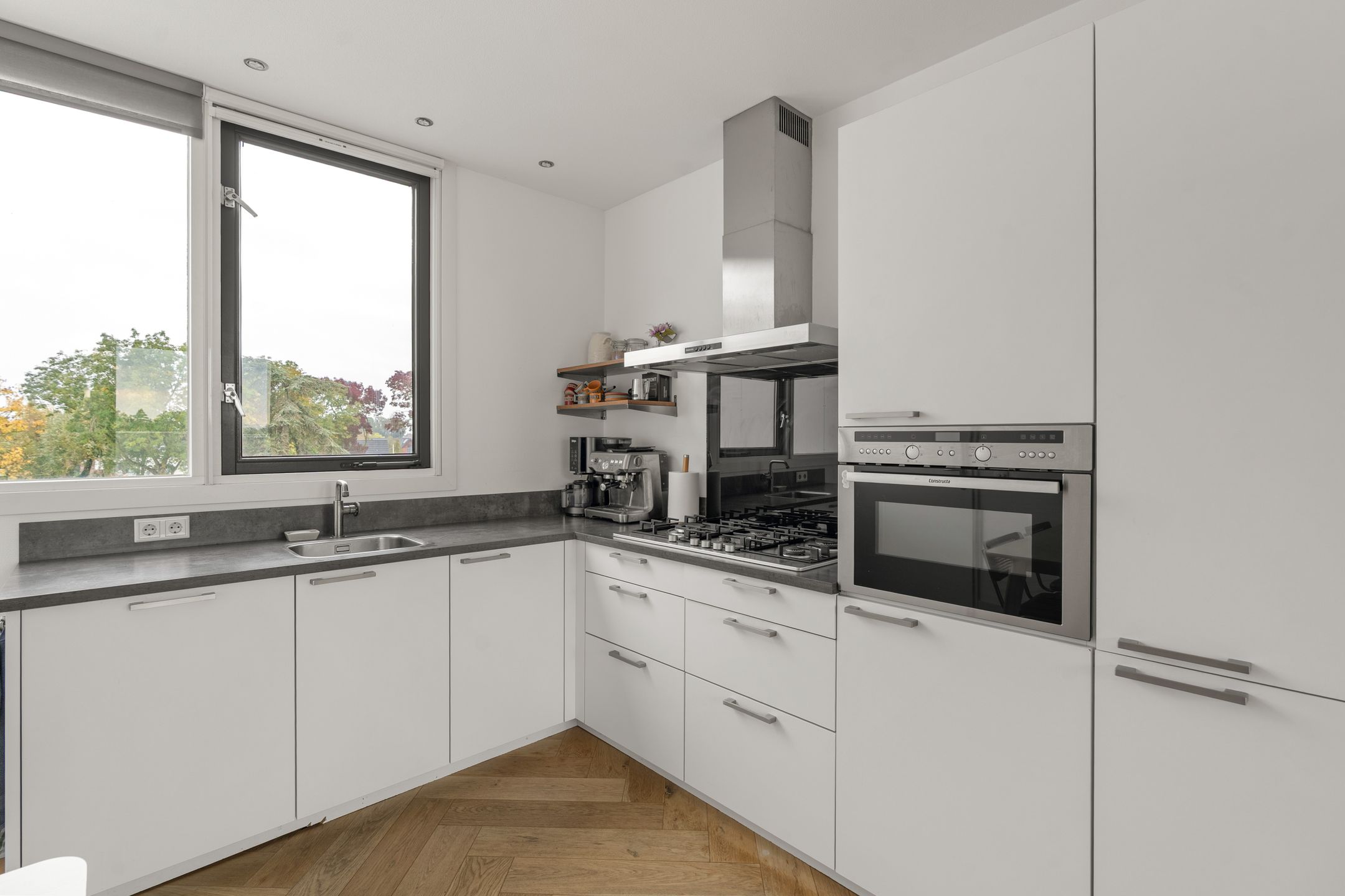 Foto 12 van Prins Bernhardstraat 47-G
