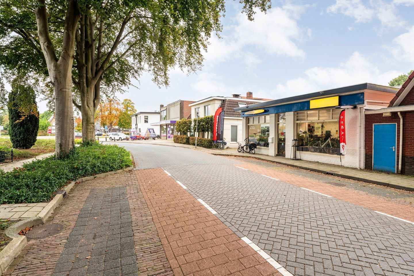 Bekijk foto 2 van Hessenweg 21