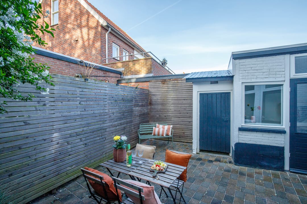 Photo 37 of Van Karnebeekstraat 70