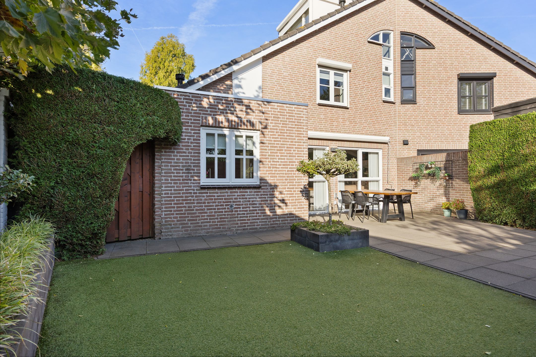 Photo 42 of Sweelinckstraat 105