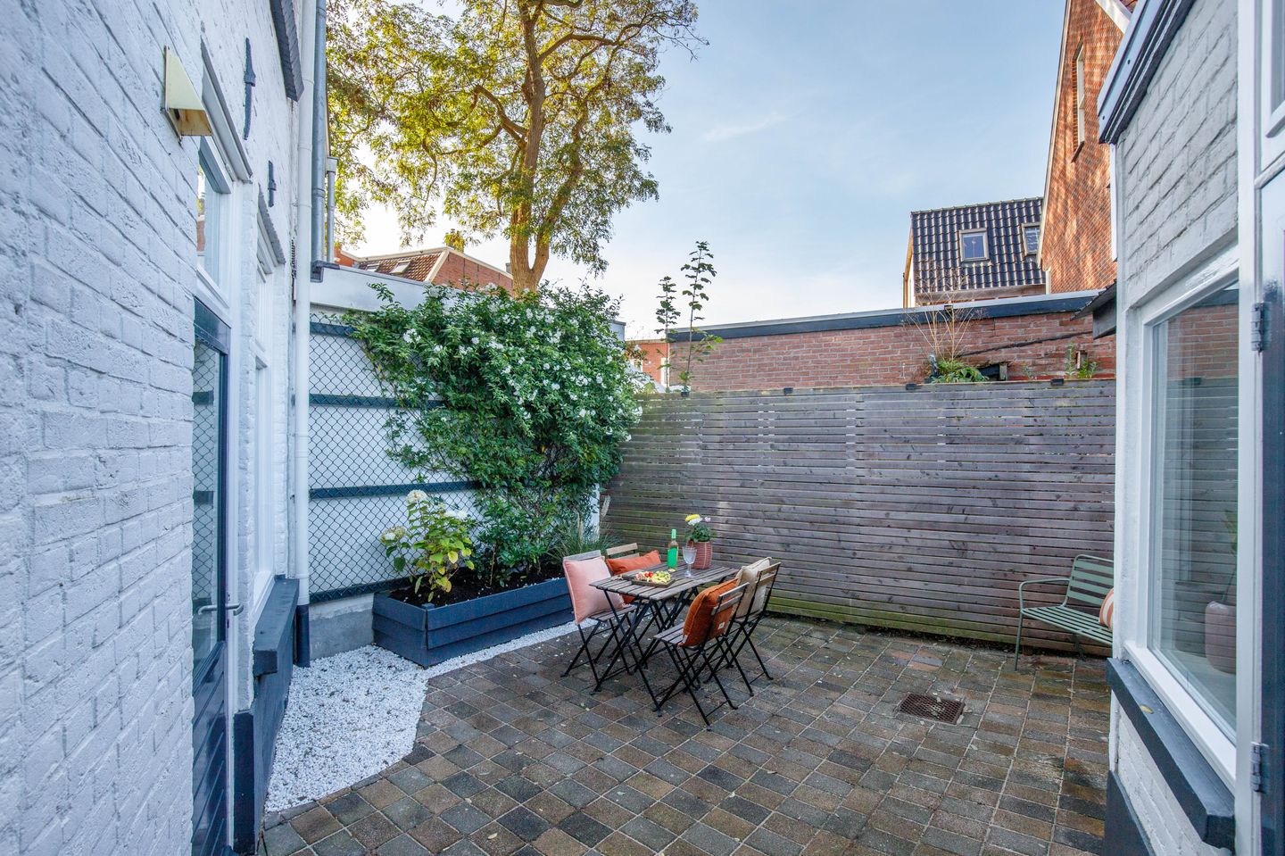 Photo 35 of Van Karnebeekstraat 70