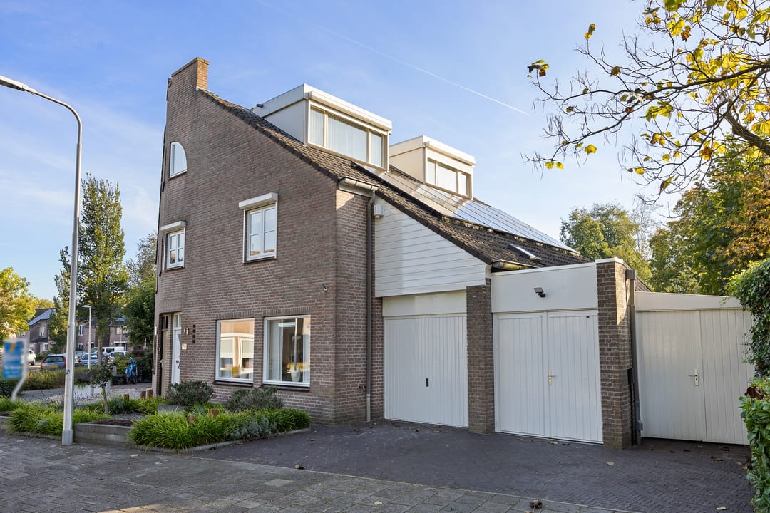 Photo 52 of Sweelinckstraat 105