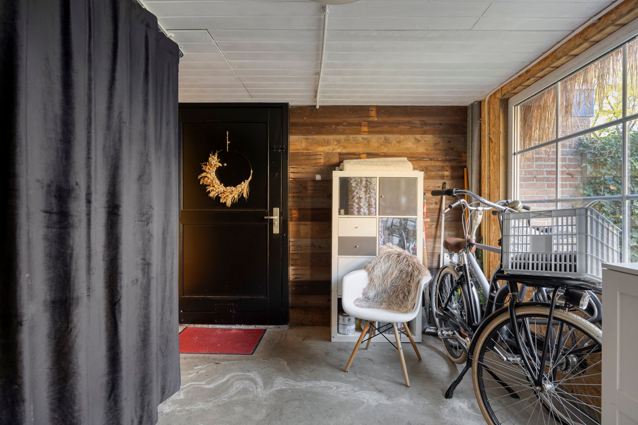 Photo 27 of Prins Bernhardstraat 21