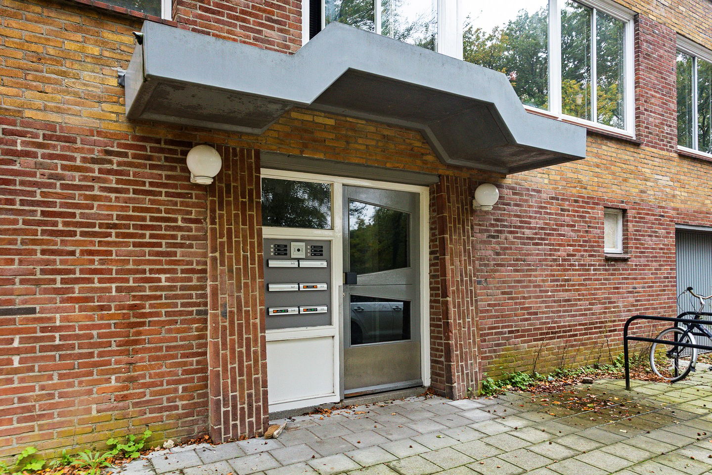 Photo 5 of Plesmanstraat 349