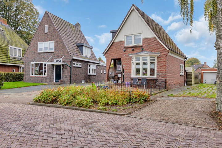 Foto 4 van Burgemeester van Weringstraat 21