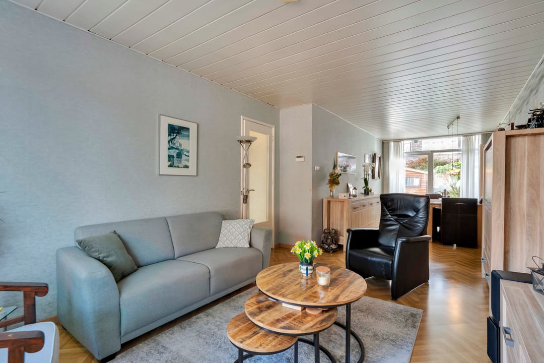 Photo 11 of Rhenenstraat 210