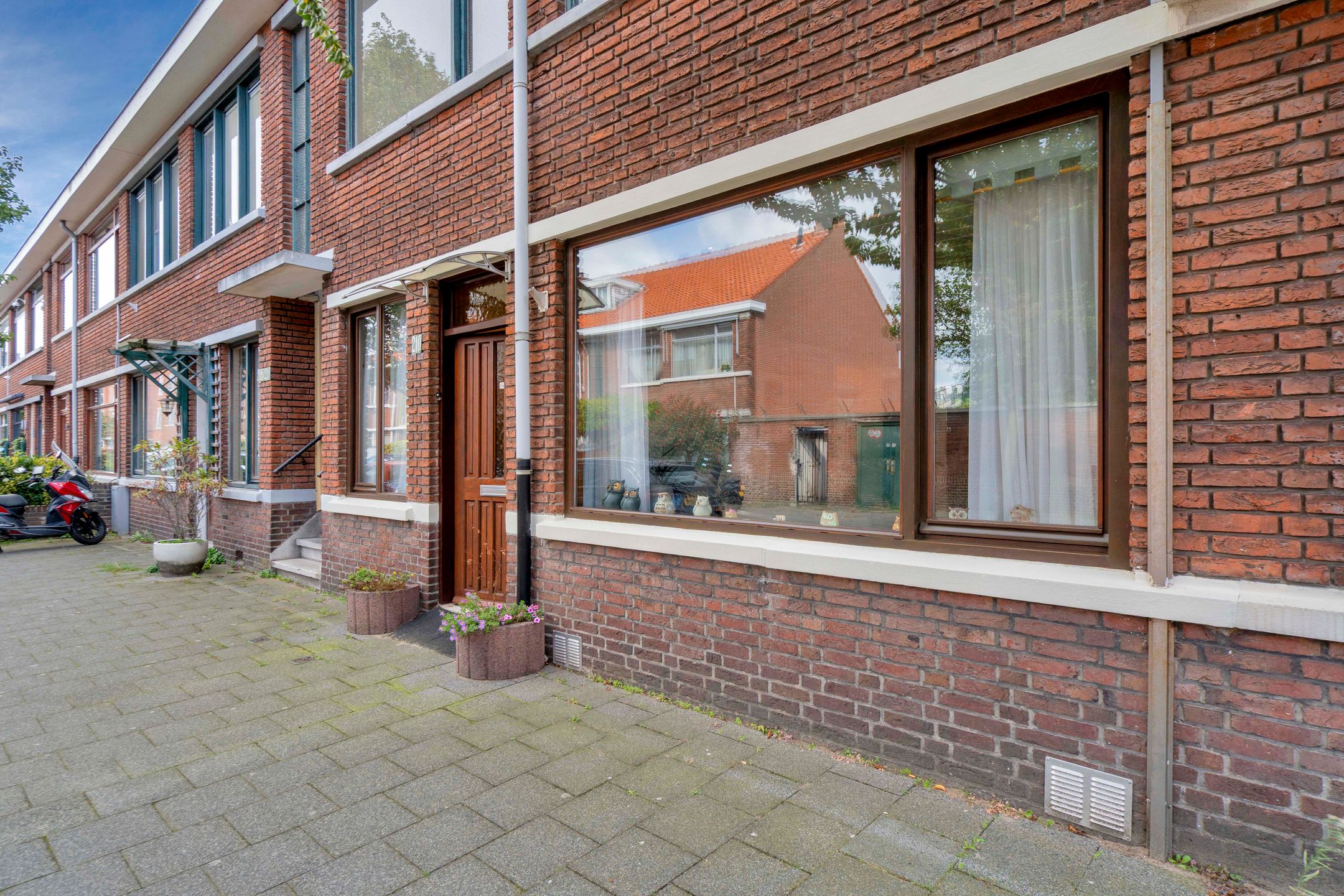 Photo 33 of Rhenenstraat 210