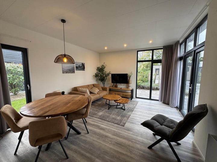 Vrijstaande woning te koop: Spijkweg 15-293, Biddinghuizen