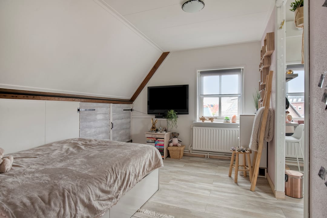 Photo 28 of Margrietstraat 4