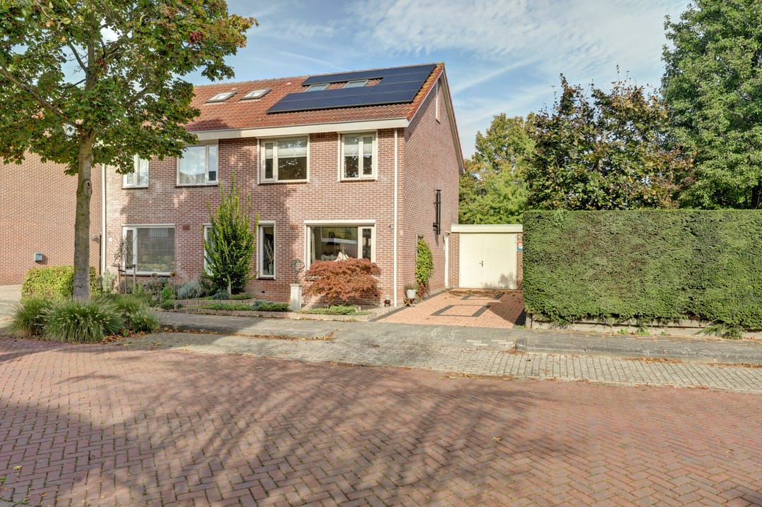 Foto 1 van Manegelaan 2