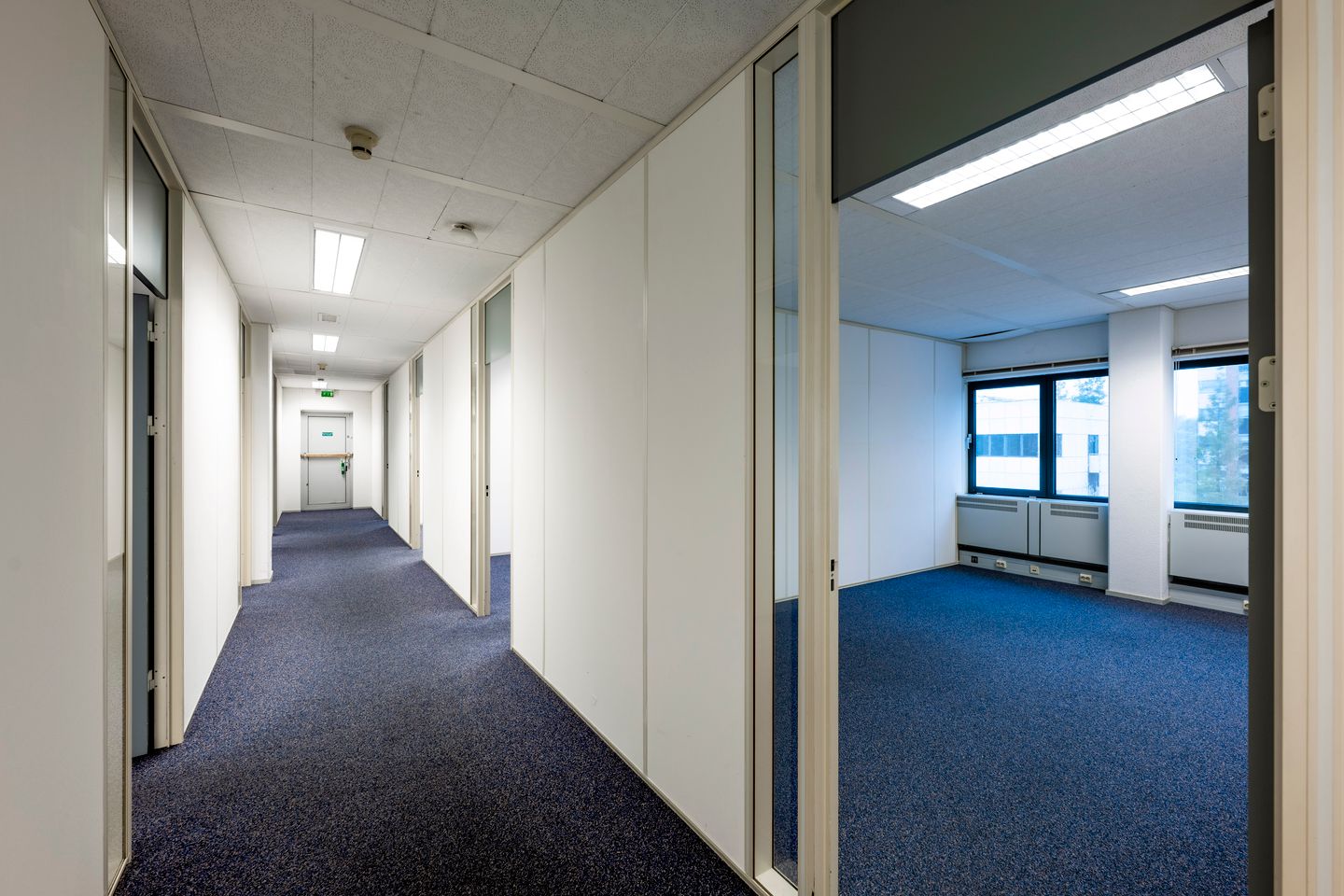 View photo 4 of Entrada 200