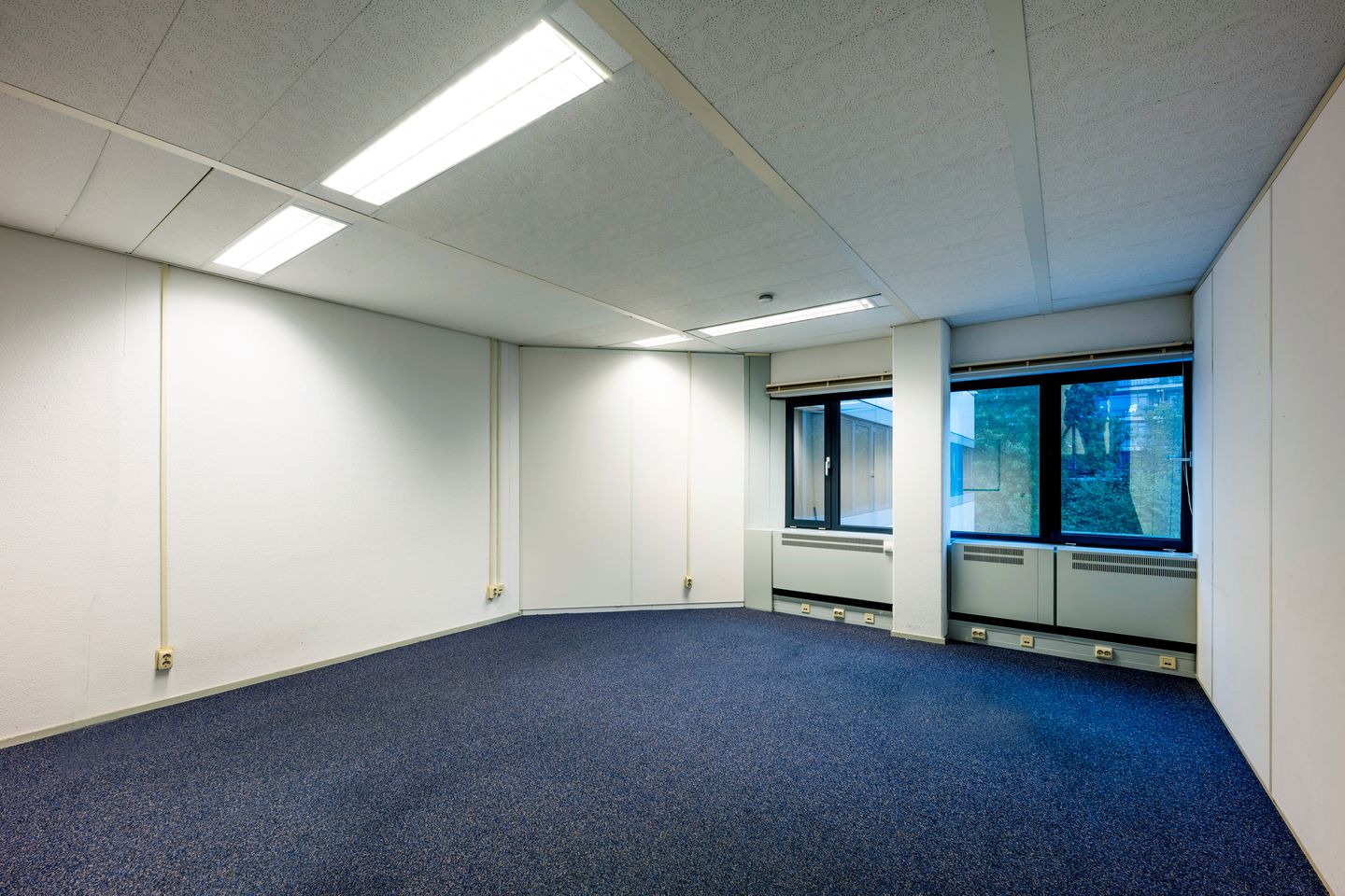 View photo 5 of Entrada 200
