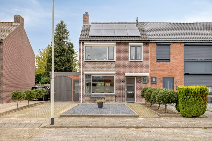 Photo 2 of Markiezenstraat 16