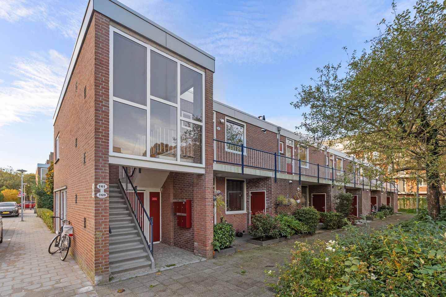 Photo 5 of Camphuysenstraat 167