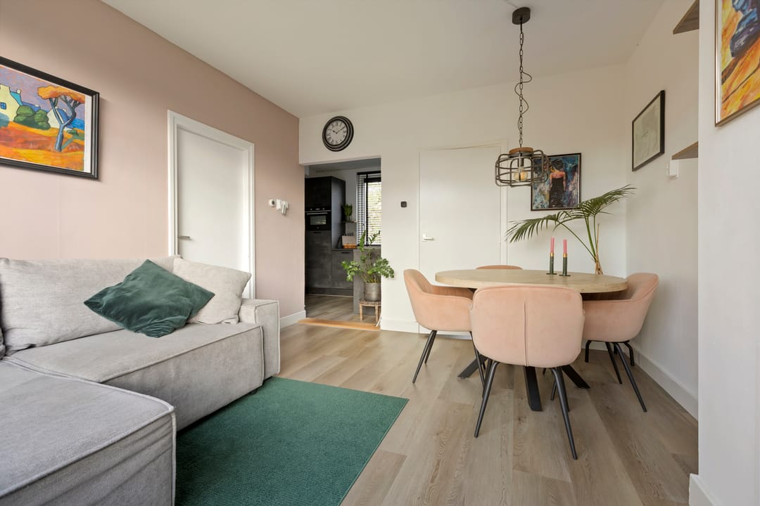 Photo 11 of Camphuysenstraat 167
