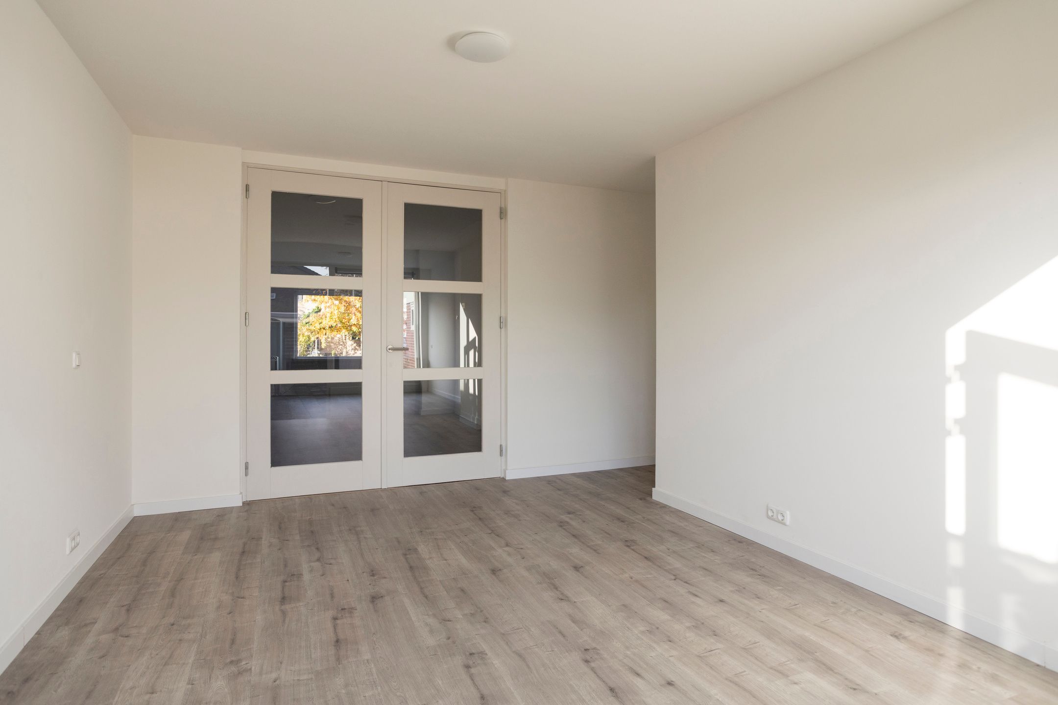 Photo 9 of Gouverneur Houbenstraat 48