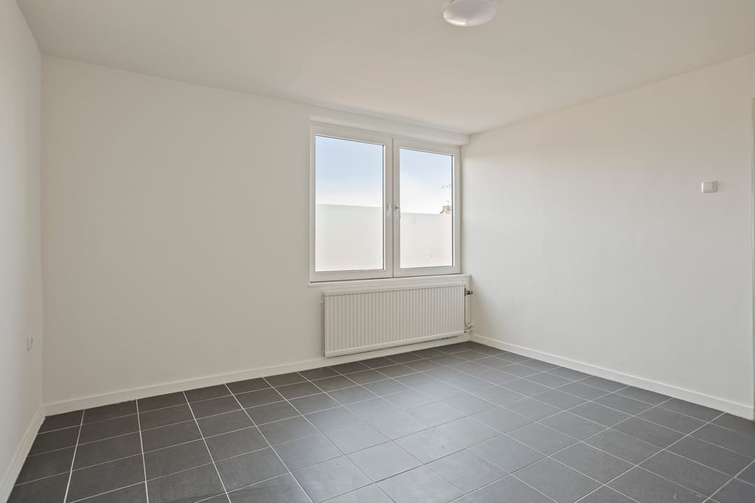 Photo 17 of Gouverneur Houbenstraat 48