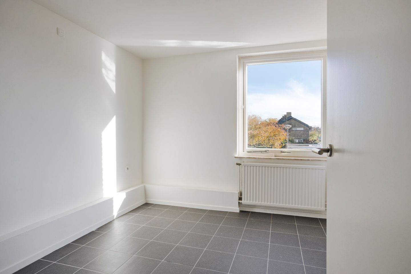 Photo 20 of Gouverneur Houbenstraat 48