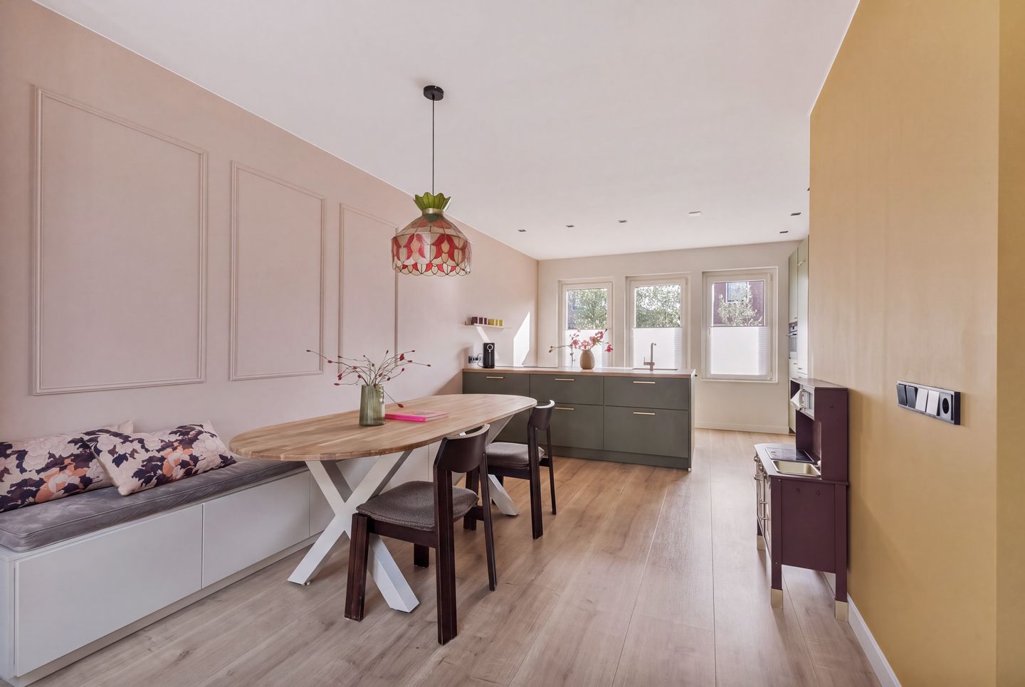 Photo 19 of Heistraat 43