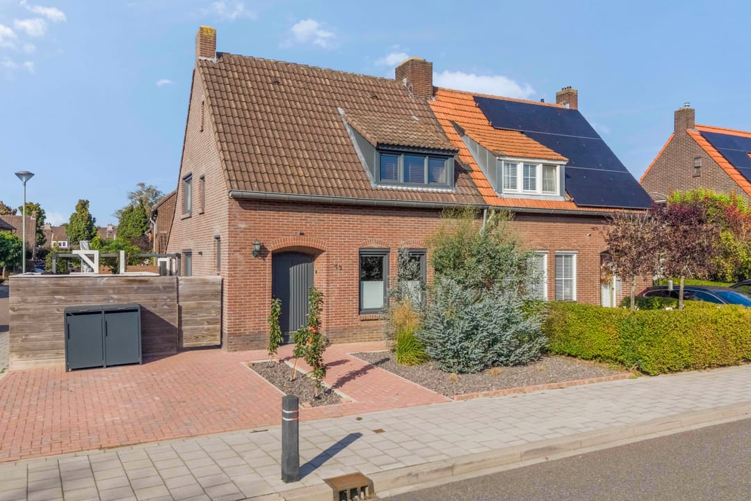 Photo 8 of Heistraat 43