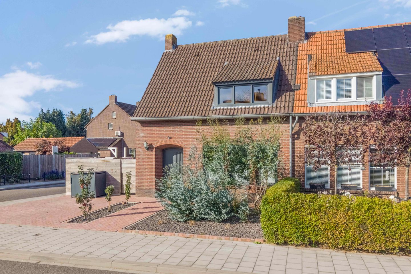 Photo 10 of Heistraat 43