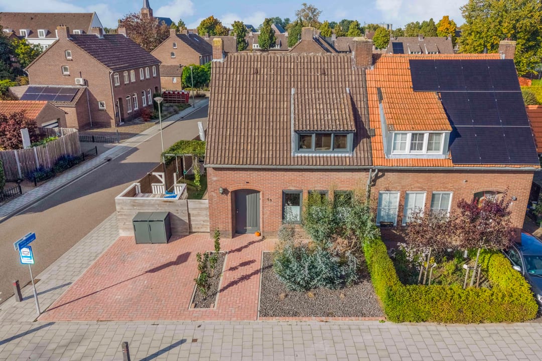Photo 47 of Heistraat 43