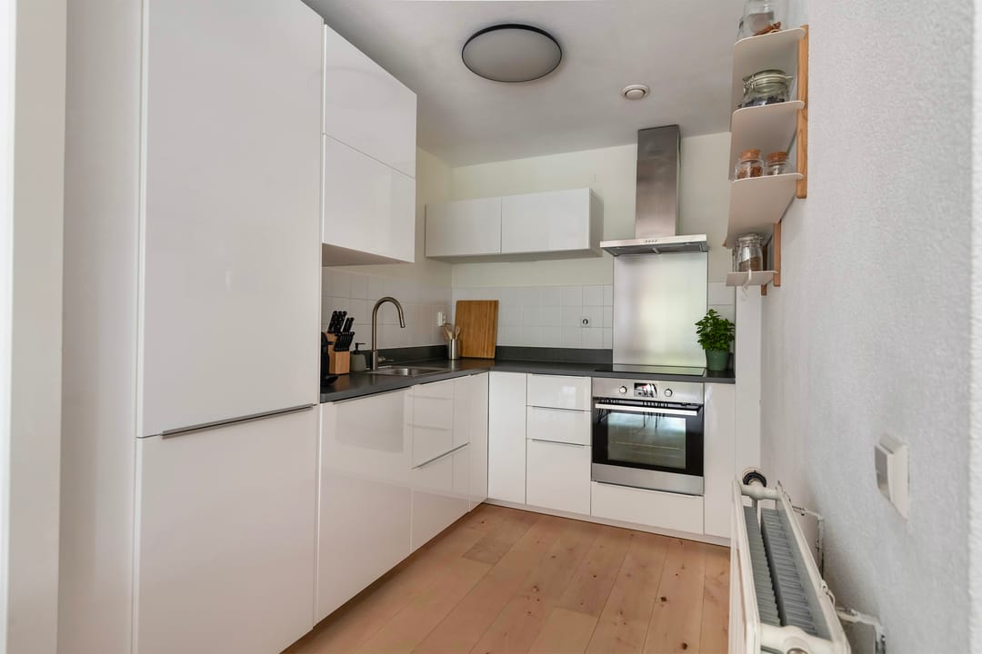 Photo 7 of Helmersstraat 129