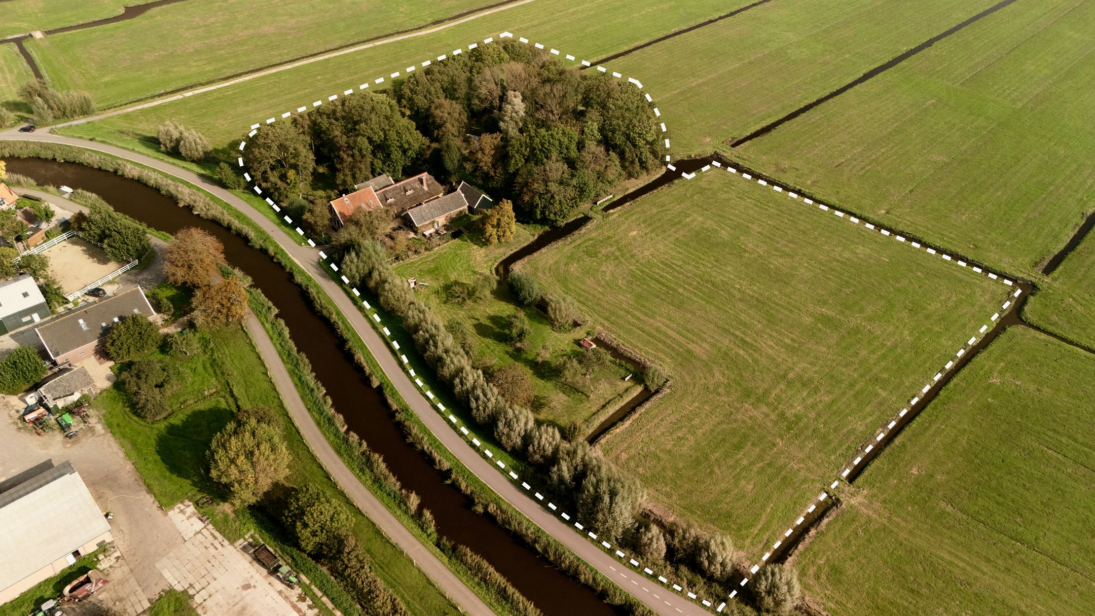 Photo 54 of Winkeldijk 43