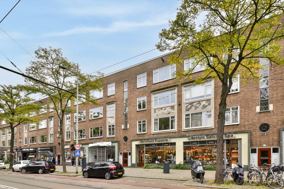 Photo 32 of Nieuwe Binnenweg 64-01R
