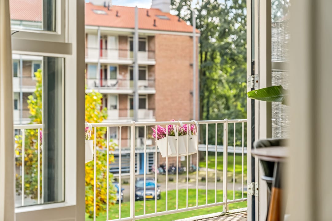 Photo 8 of Haydnstraat 10-C