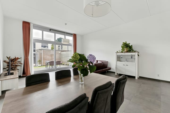 Tussenwoning te koop: Bovenkerkerweg 95C, Amstelveen