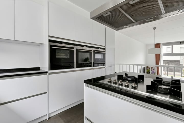 Tussenwoning te koop: Bovenkerkerweg 95C, Amstelveen
