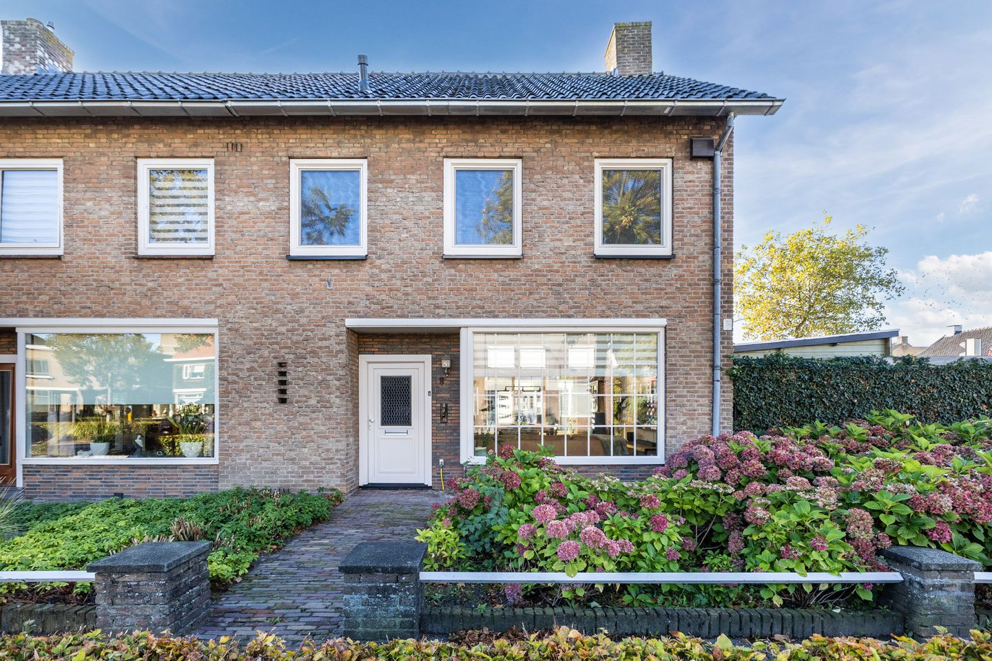 Photo 1 of Veerseweg 8
